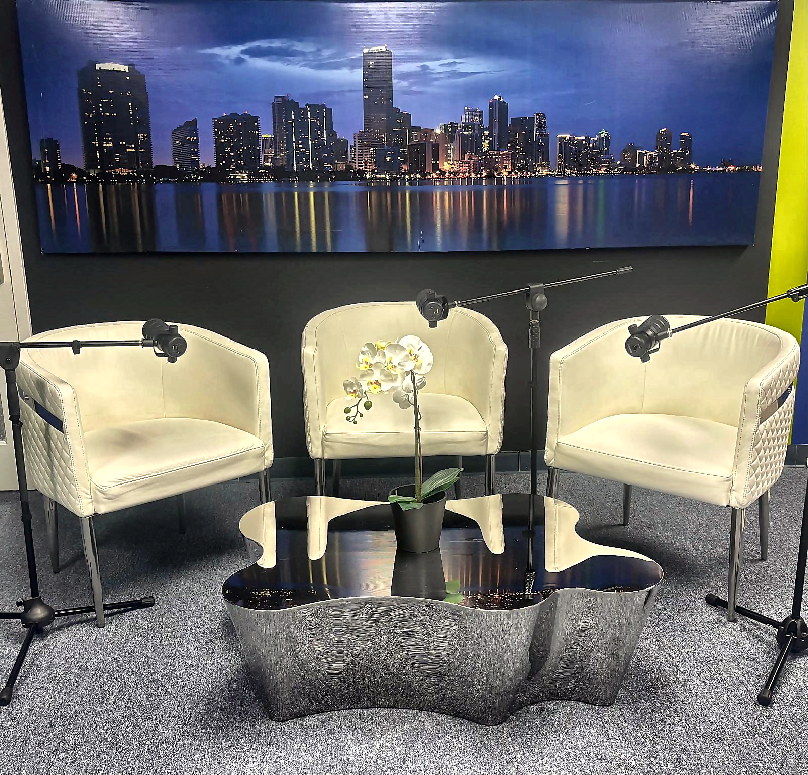 PodcastMiami Kendall studio photo 9