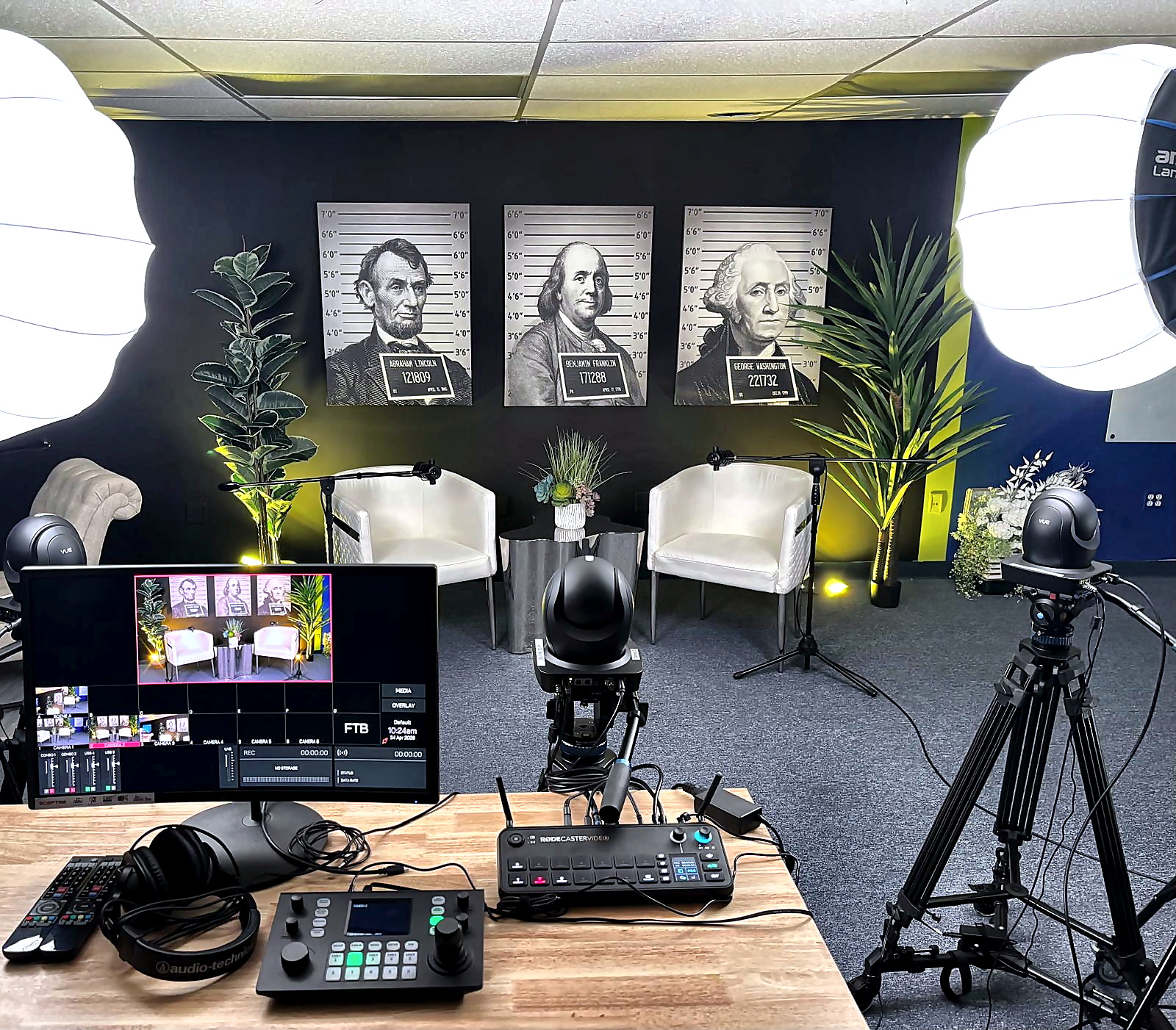 PodcastMiami Kendall studio photo 20